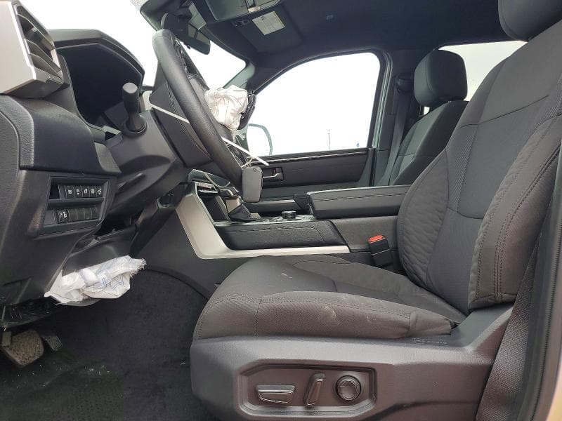 2026 TOYOTA TUNDRA SR5 SR5 7