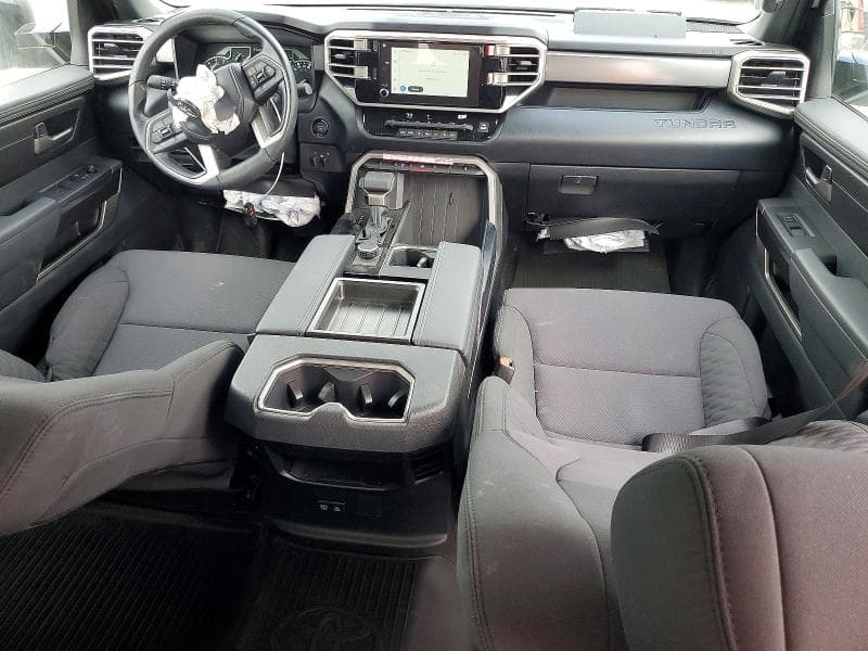 2026 TOYOTA TUNDRA SR5 SR5 8