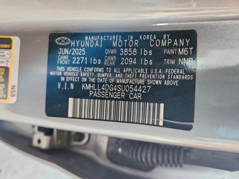 2025 HYUNDAI ELANTRA SE 12