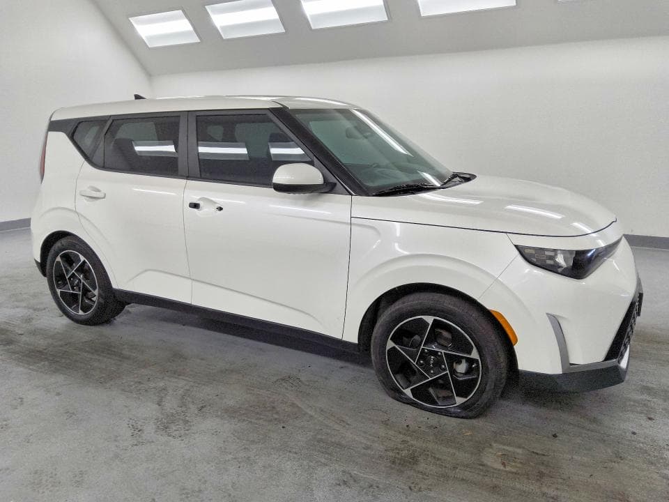 2023 KIA SOUL EX 4