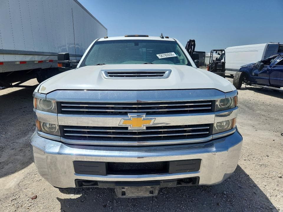 2018 CHEVROLET SILVERADO K3500 5