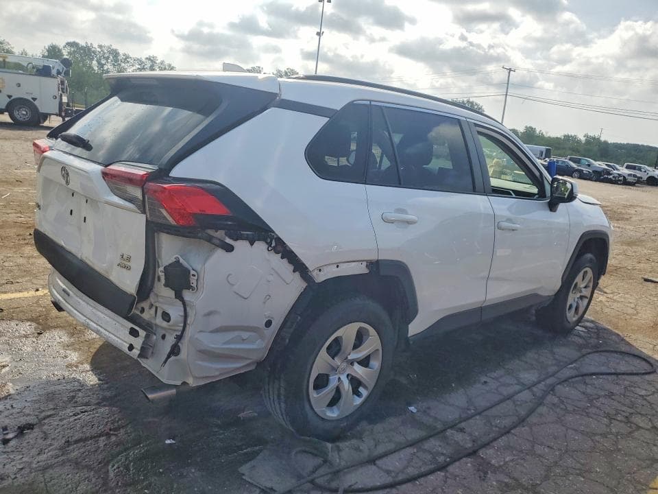 2020 TOYOTA RAV4 LE 3