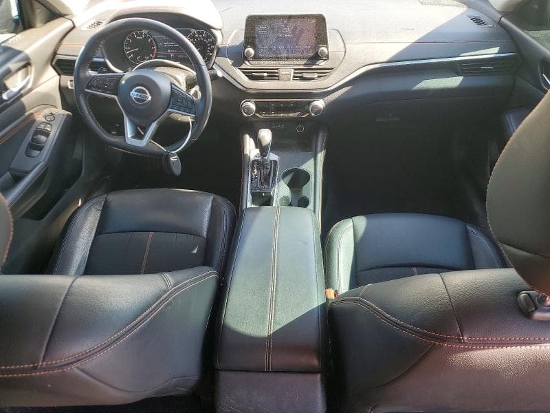 2021 NISSAN ALTIMA SR 8