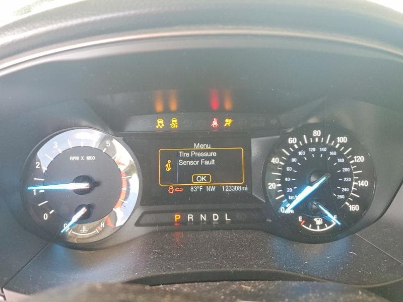 2017 FORD FUSION SE 9