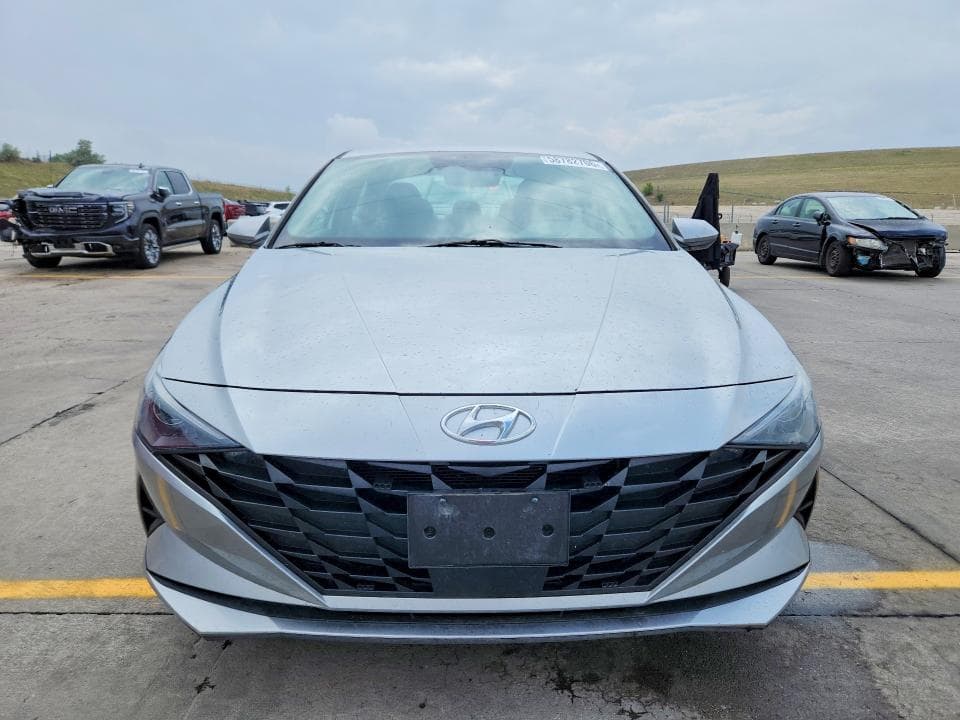 2023 HYUNDAI ELANTRA SEL SEL 5