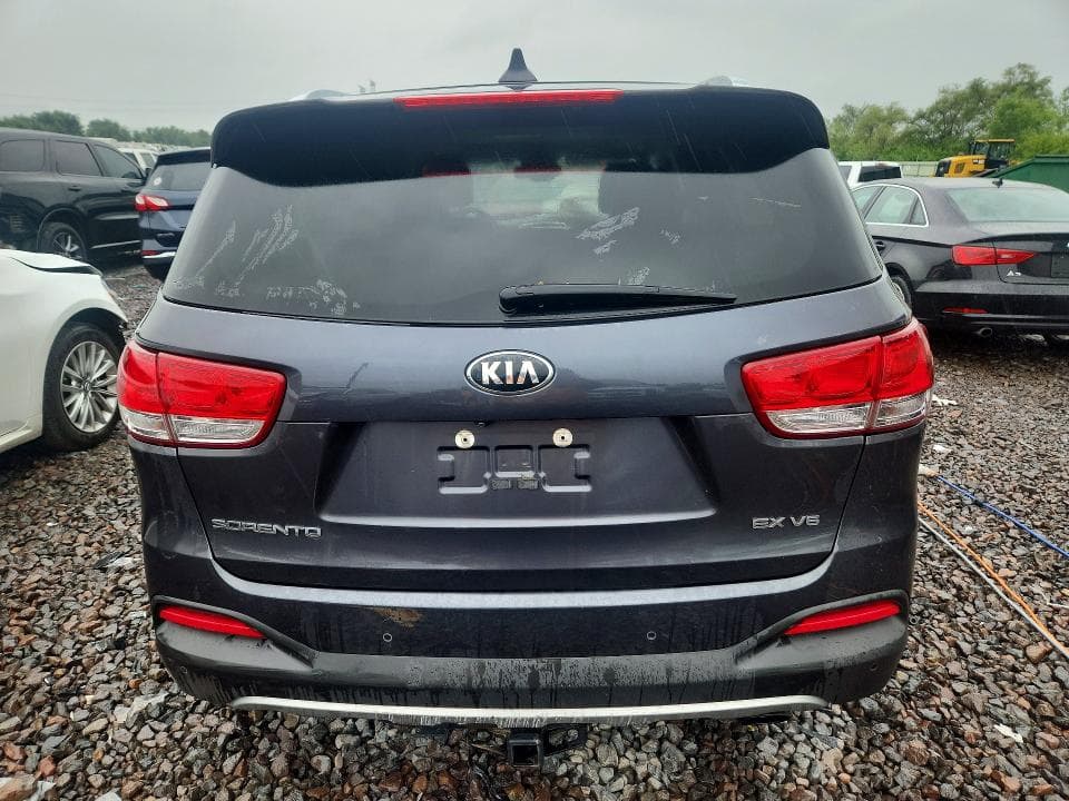 2017 KIA SORENTO EX 6