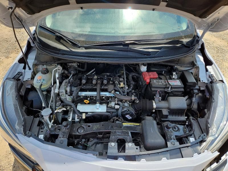 2025 NISSAN VERSA SR 11