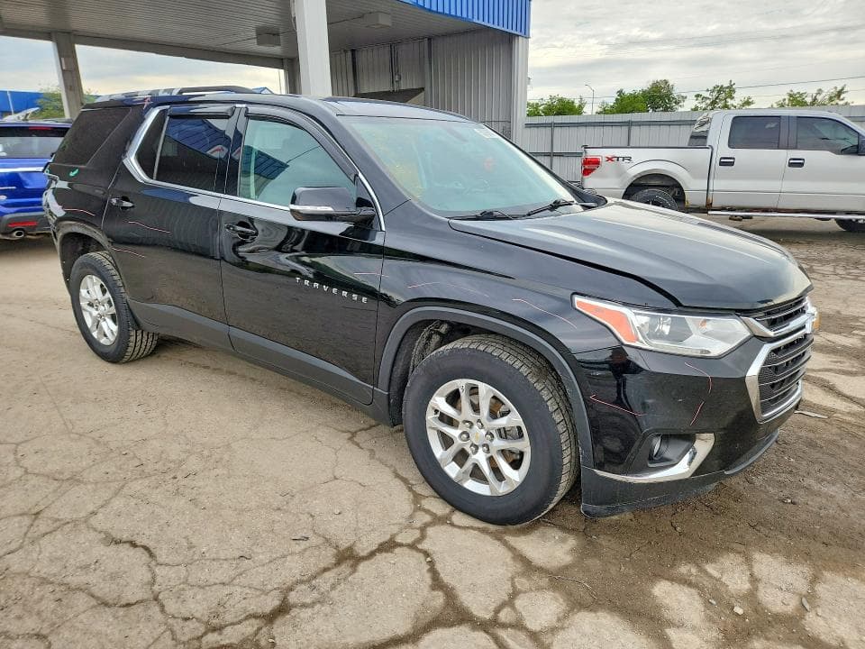 2018 CHEVROLET TRAVERSE LT 4