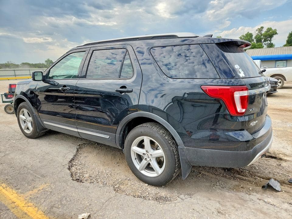 2016 FORD EXPLORER XLT 2