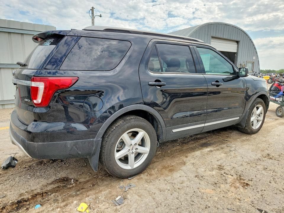 2016 FORD EXPLORER XLT 3