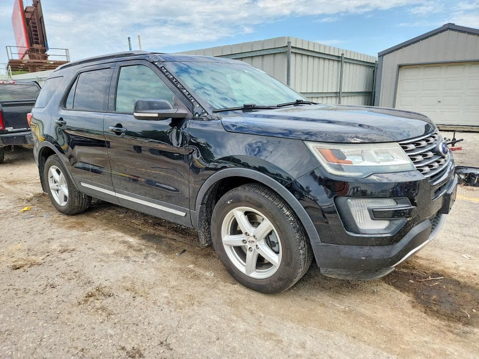 2016 FORD EXPLORER XLT 4