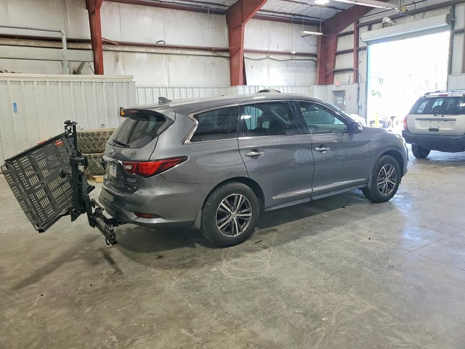 2019 INFINITI QX60 LUXE 3