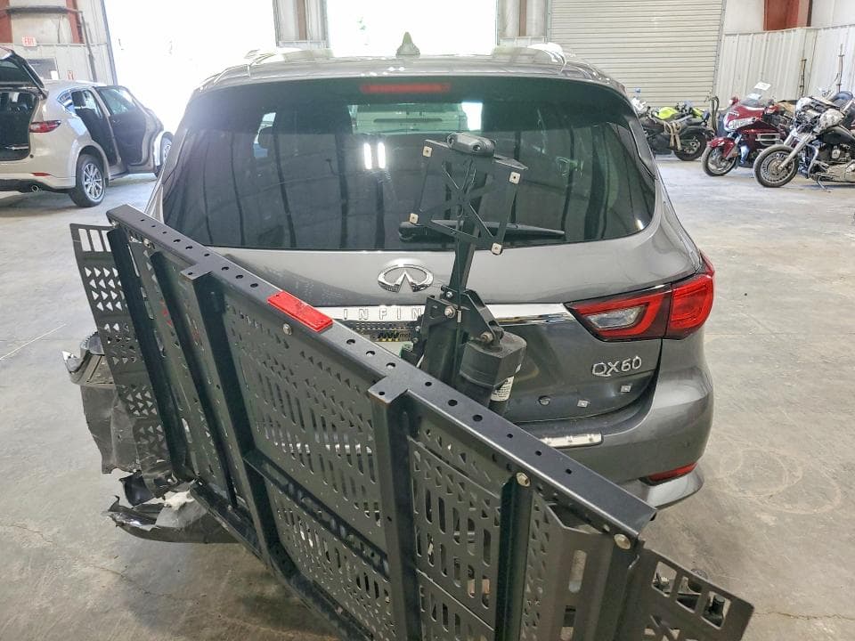 2019 INFINITI QX60 LUXE 6