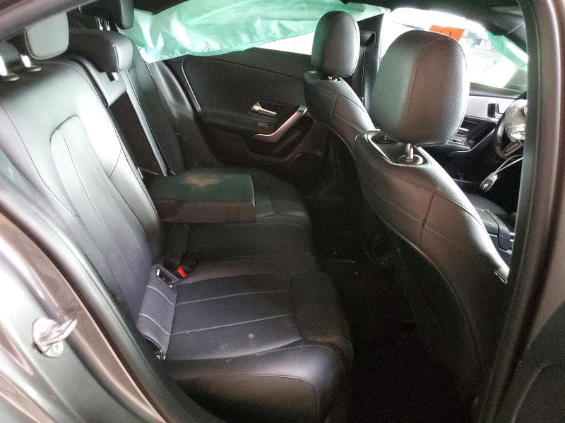 2020 MERCEDES-BENZ A 220 10
