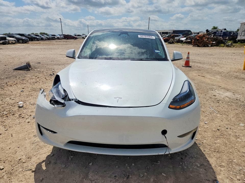 2025 TESLA MODEL Y 5