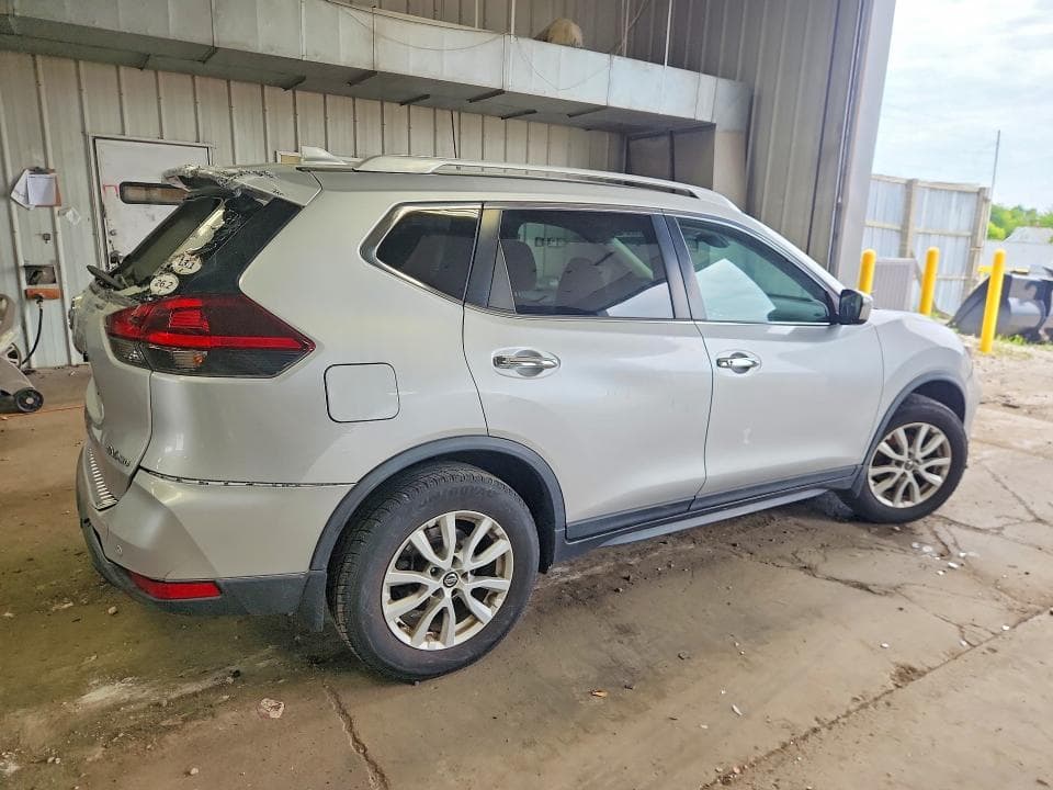 2019 NISSAN ROGUE SV 3