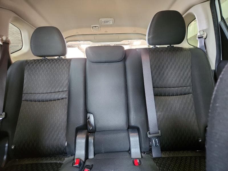 2019 NISSAN ROGUE SV 10