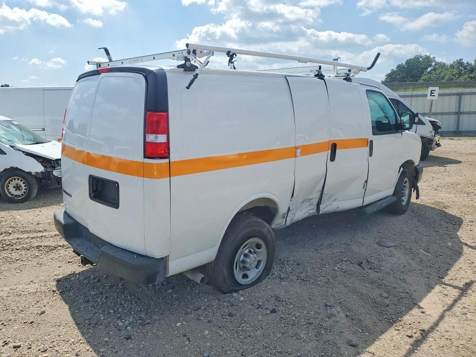 2025 CHEVROLET EXPRESS G2500 3