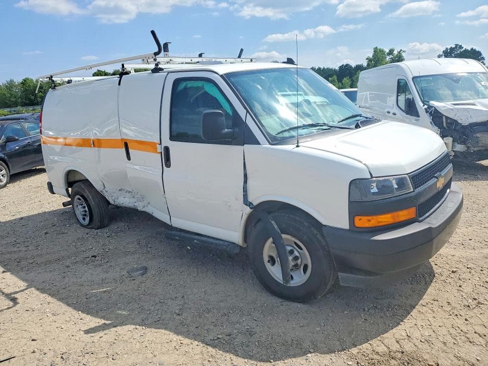2025 CHEVROLET EXPRESS G2500 4