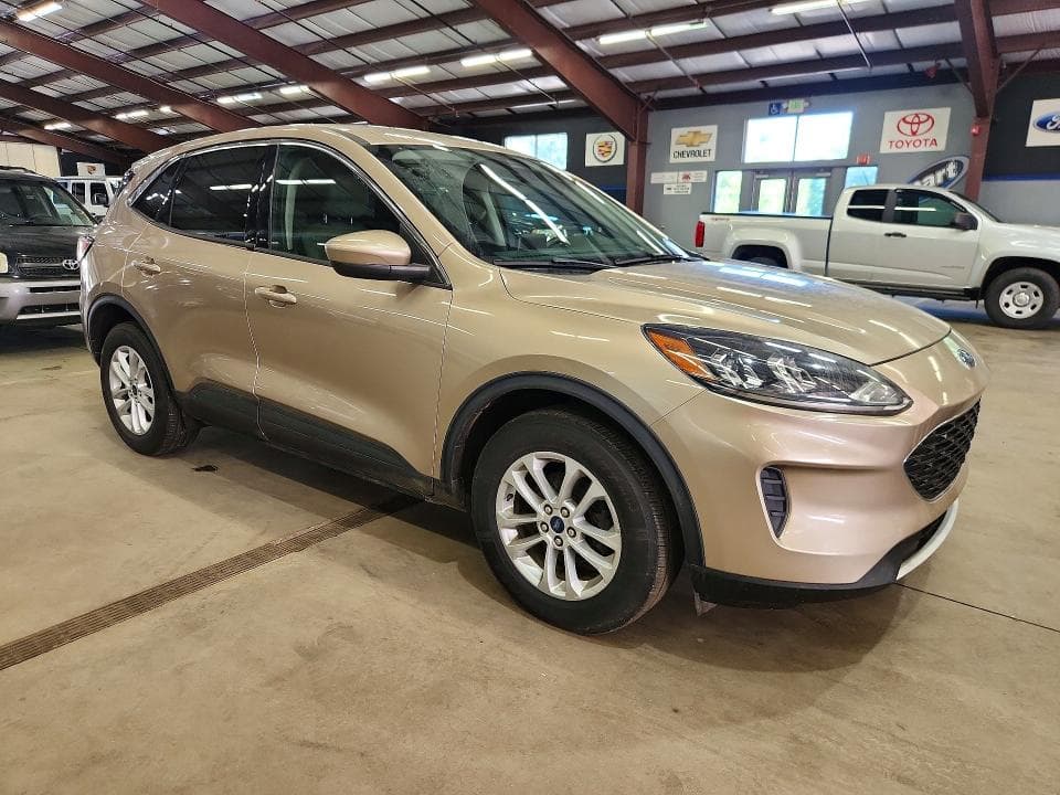 2020 FORD ESCAPE SE SE 5