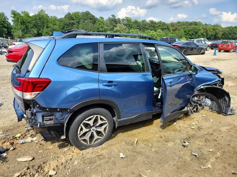 2021 SUBARU FORESTER PREMIUM PREMIUM 3