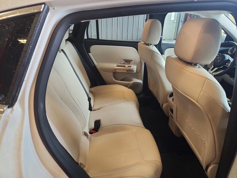 2023 MERCEDES-BENZ GLA 250 4MATIC 11