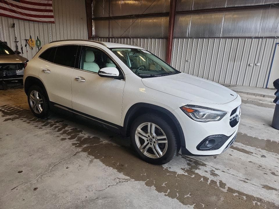 2023 MERCEDES-BENZ GLA 250 4MATIC 4