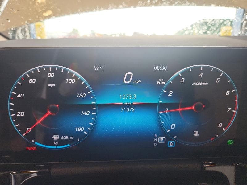2023 MERCEDES-BENZ GLA 250 4MATIC 9
