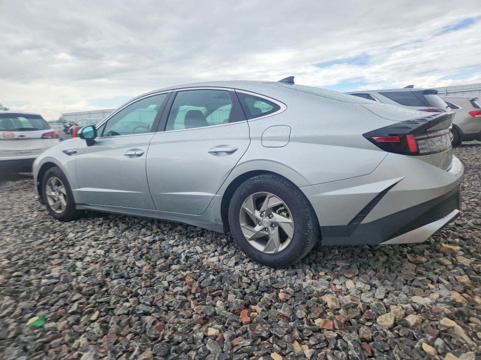 2025 HYUNDAI SONATA SE 2