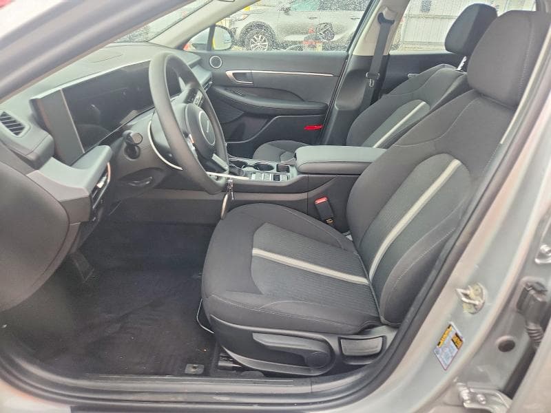 2025 HYUNDAI SONATA SE 7