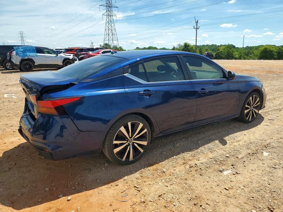 2019 NISSAN ALTIMA SR SR 3