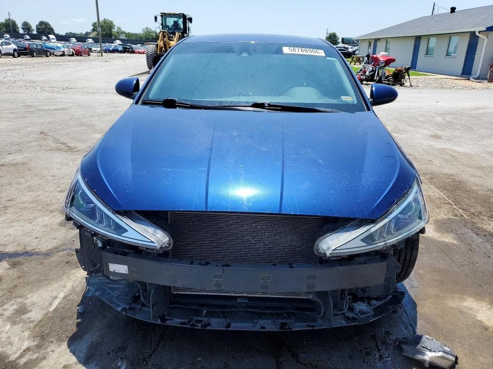 2020 HYUNDAI ELANTRA SEL 5