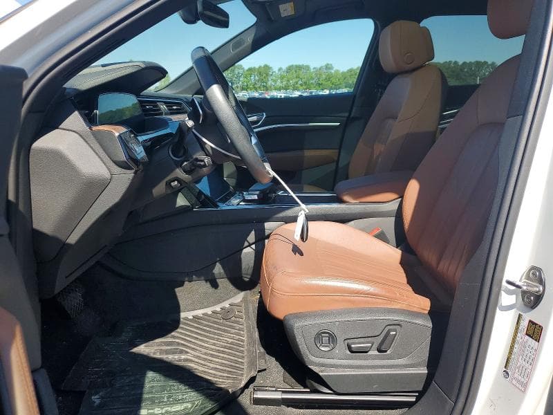 2023 AUDI E-TRON PREMIUM PLUS 7
