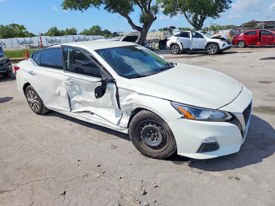 2021 NISSAN ALTIMA S 4