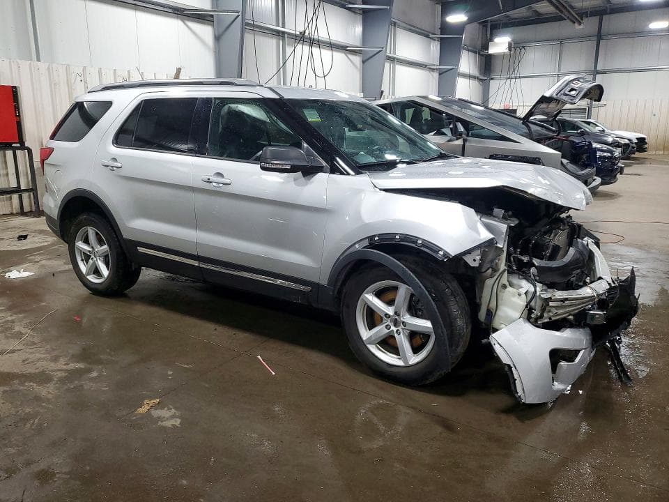 2019 FORD EXPLORER XLT XLT 4