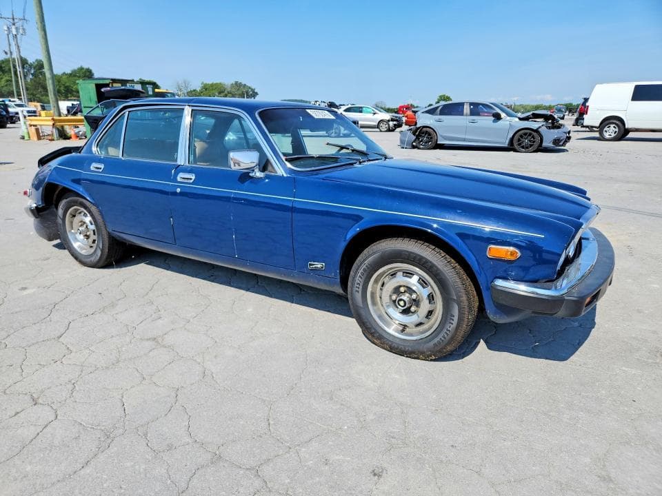 1980 JAGUAR XJ6 4