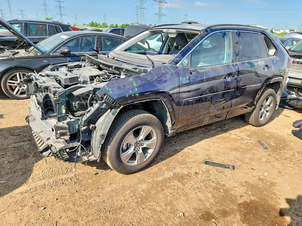 2025 TOYOTA RAV4 XLE - 1