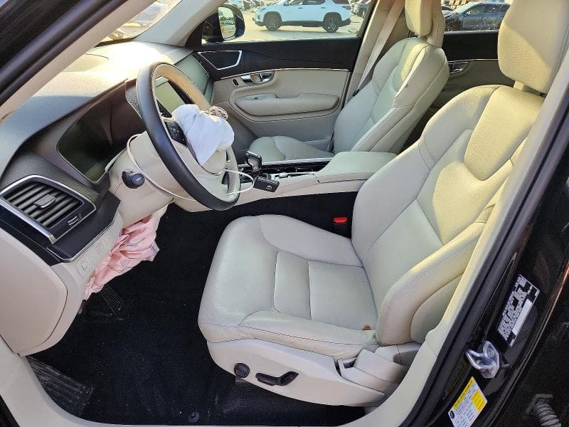 2020 VOLVO XC90 T6 MOMENTUM T6 MOMENTUM 7