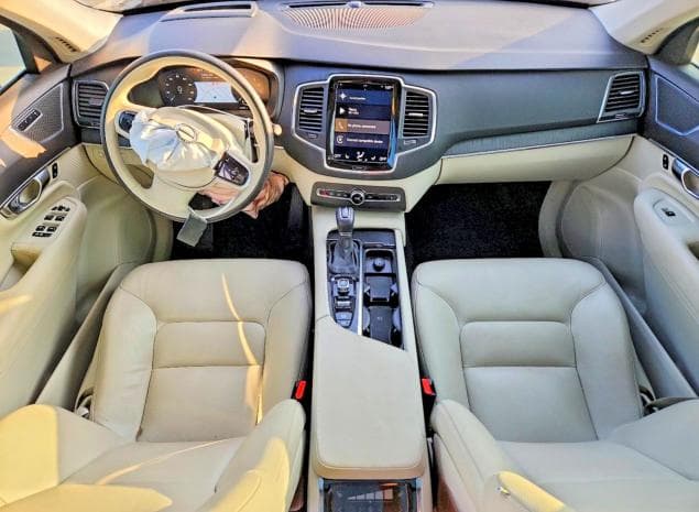 2020 VOLVO XC90 T6 MOMENTUM T6 MOMENTUM 8
