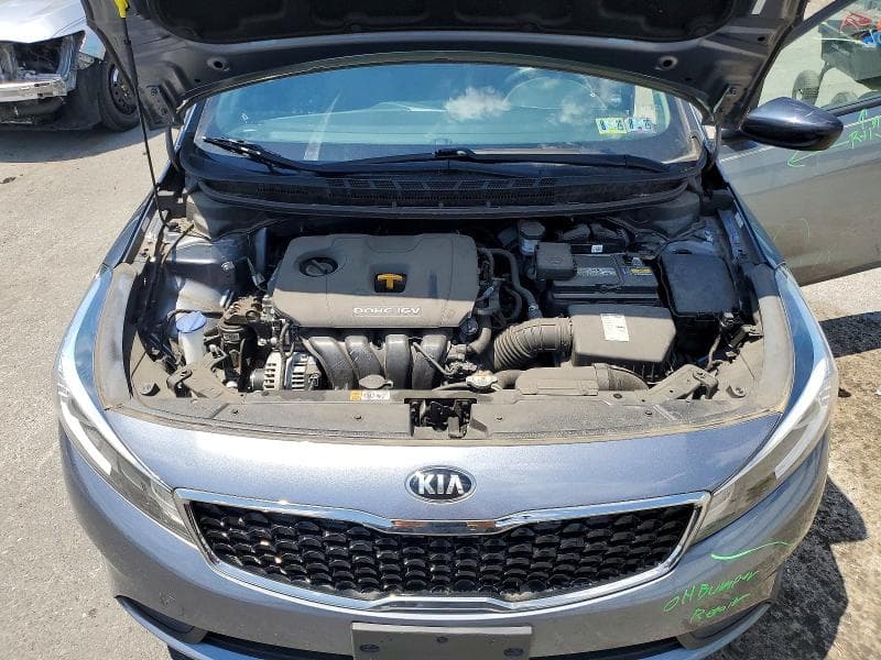 2017 KIA FORTE S 11