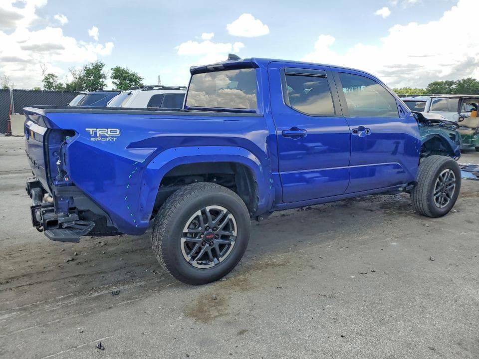 2024 TOYOTA TACOMA TRD SPORT 3