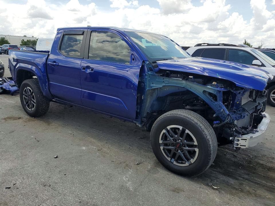 2024 TOYOTA TACOMA TRD SPORT 4