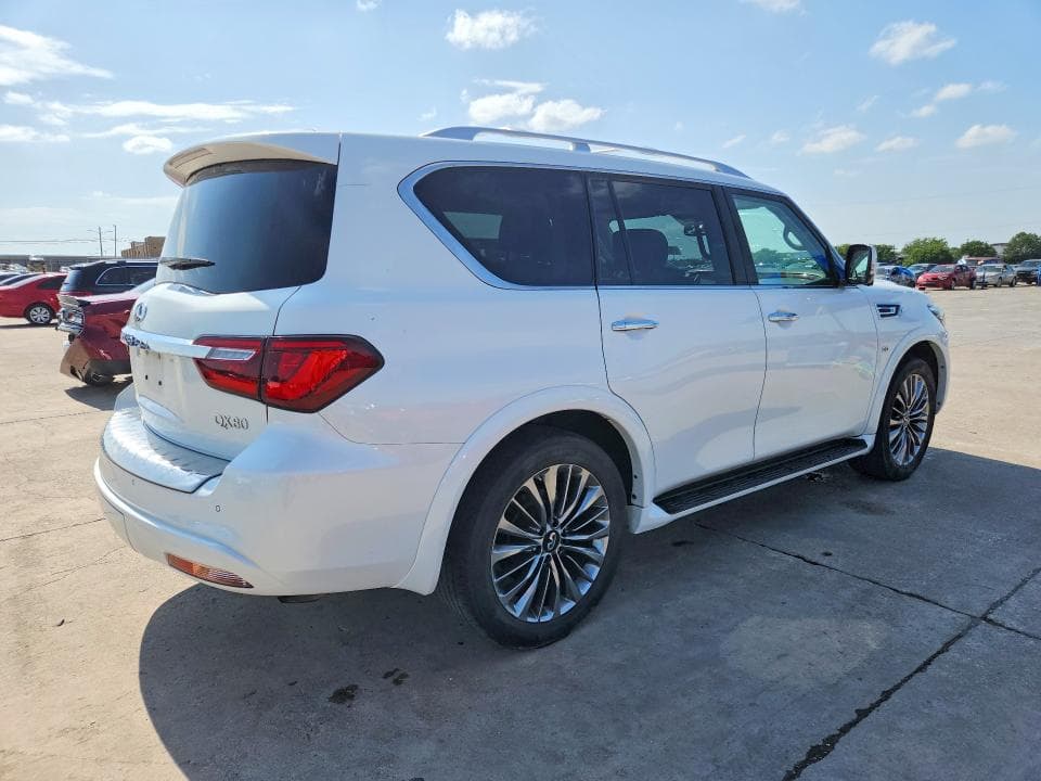 2019 INFINITI QX80 LUXE LUXE 3
