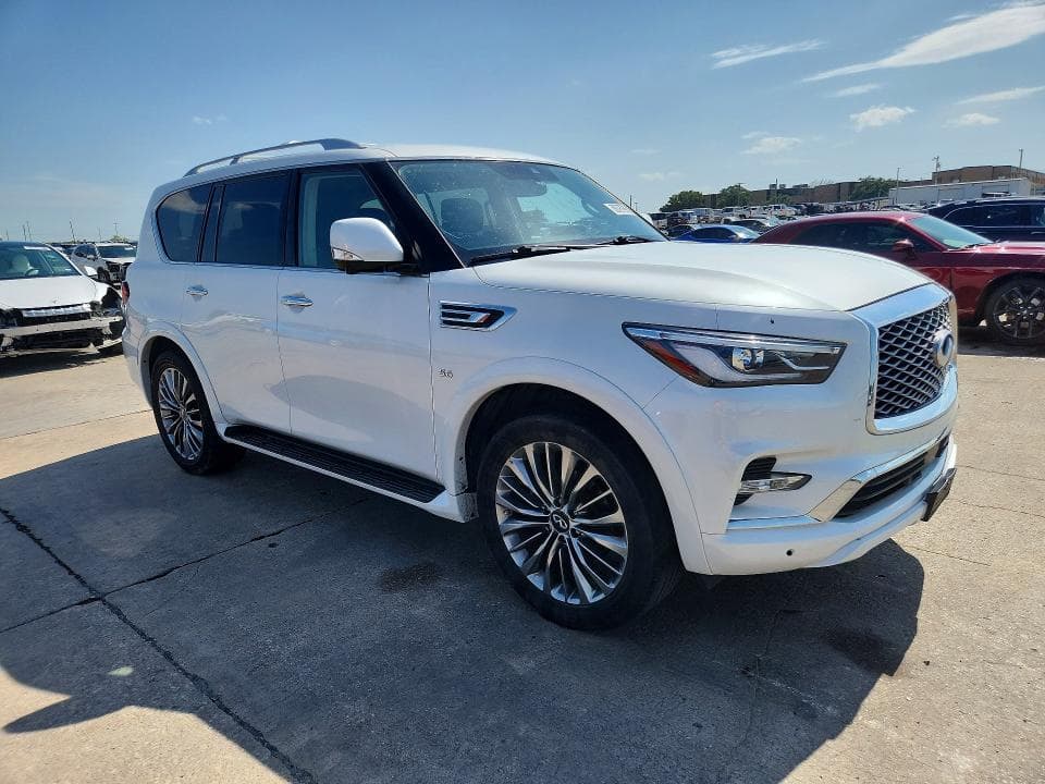 2019 INFINITI QX80 LUXE LUXE 4