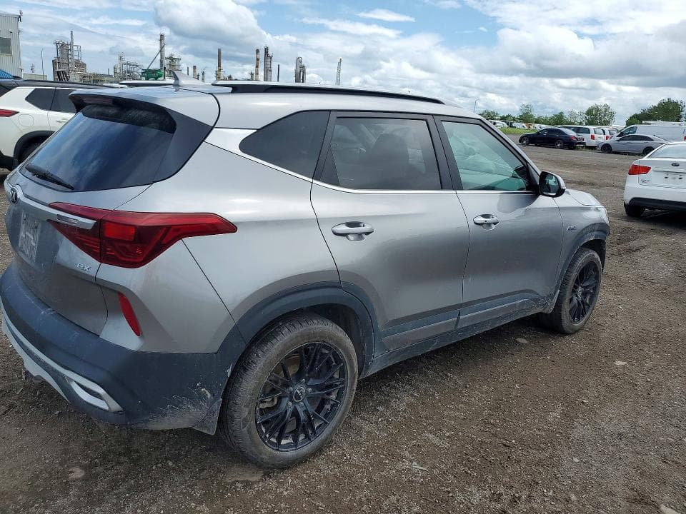 2021 KIA SELTOS EX 3