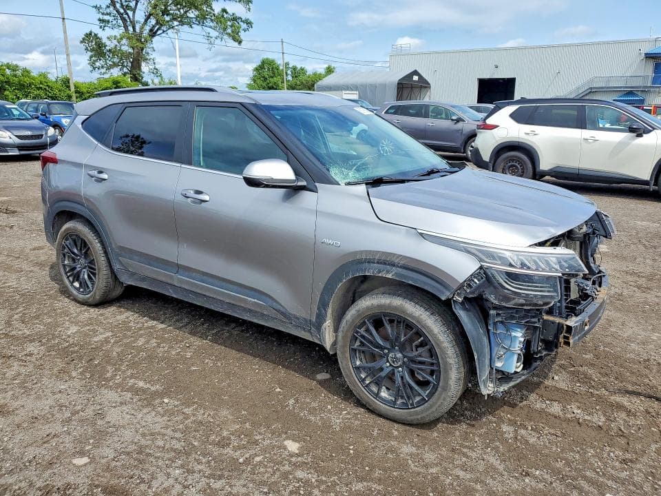 2021 KIA SELTOS EX 4