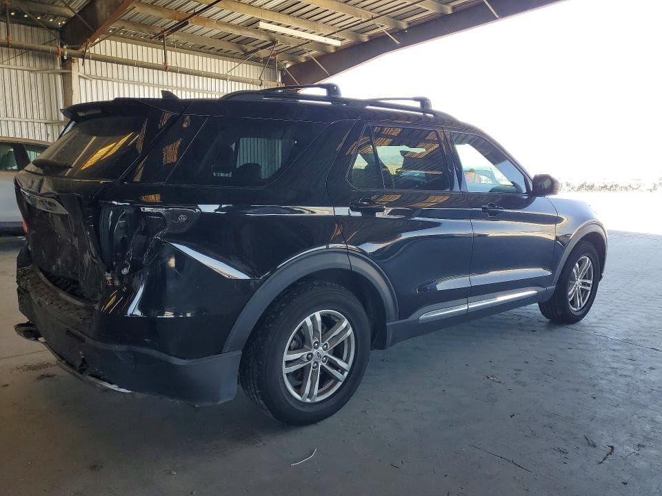 2022 FORD EXPLORER XLT 3