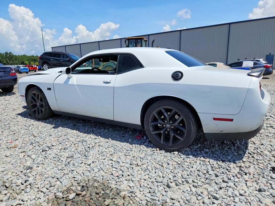 2022 DODGE CHALLENGER R/T 2