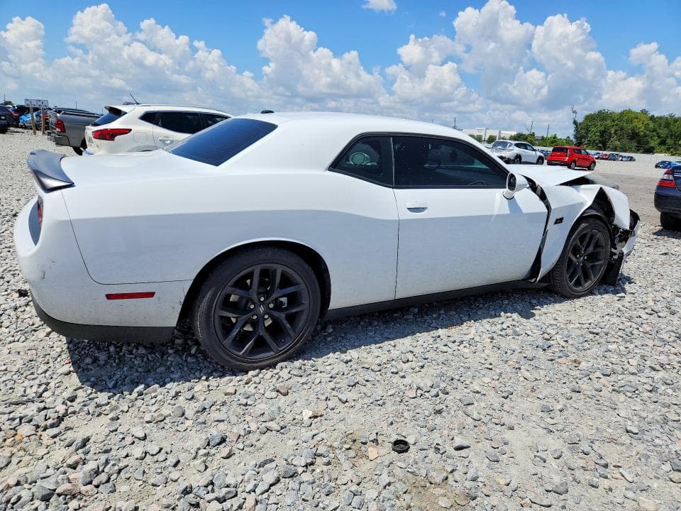 2022 DODGE CHALLENGER R/T 3