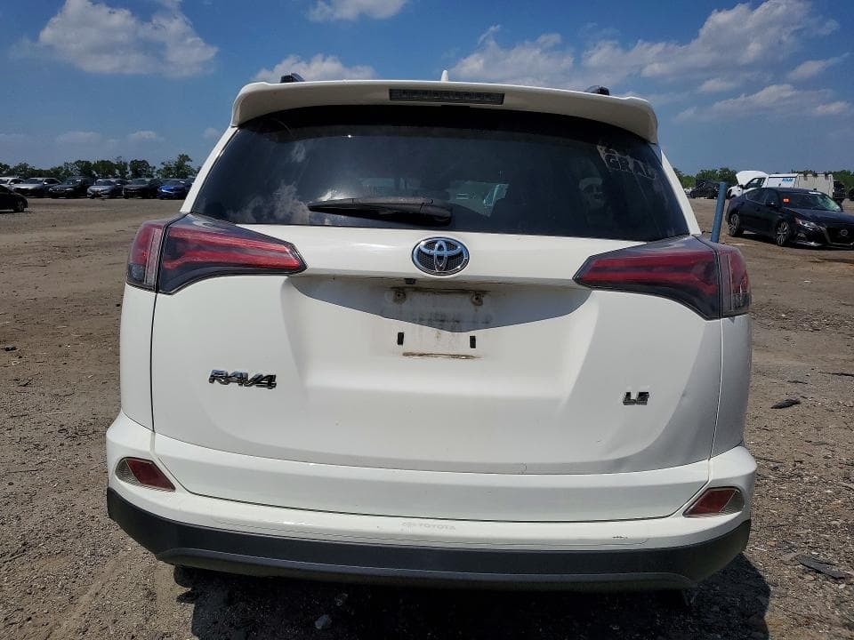 2018 TOYOTA RAV4 LE 6